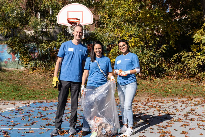 Volunteers from Morgan Stanley participating in ONEmetrowest Day 2024